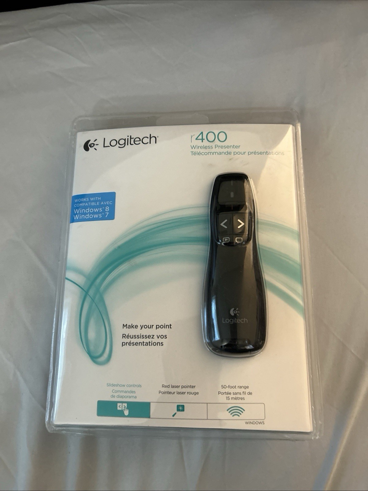 New Logitech Wireless Presenter R400, Wireless Presentation Remote Clicker/Laser