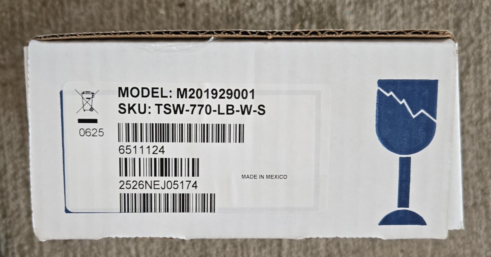 Crestron TSW-770-LB-W-S Model M201929001 Room Wall Mount &Light Bar New Open box