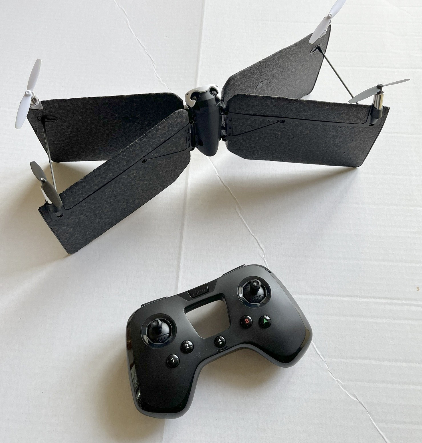 Parrot Swing Mini Drone (Vertical Landing Plane) with Controller Bundle