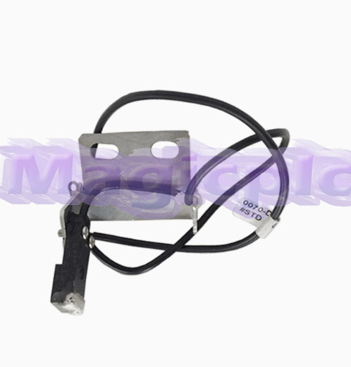 New 1Pcs A04B-0070-D017#STD Spindle Tool Detection Sensor GXL-15FUB