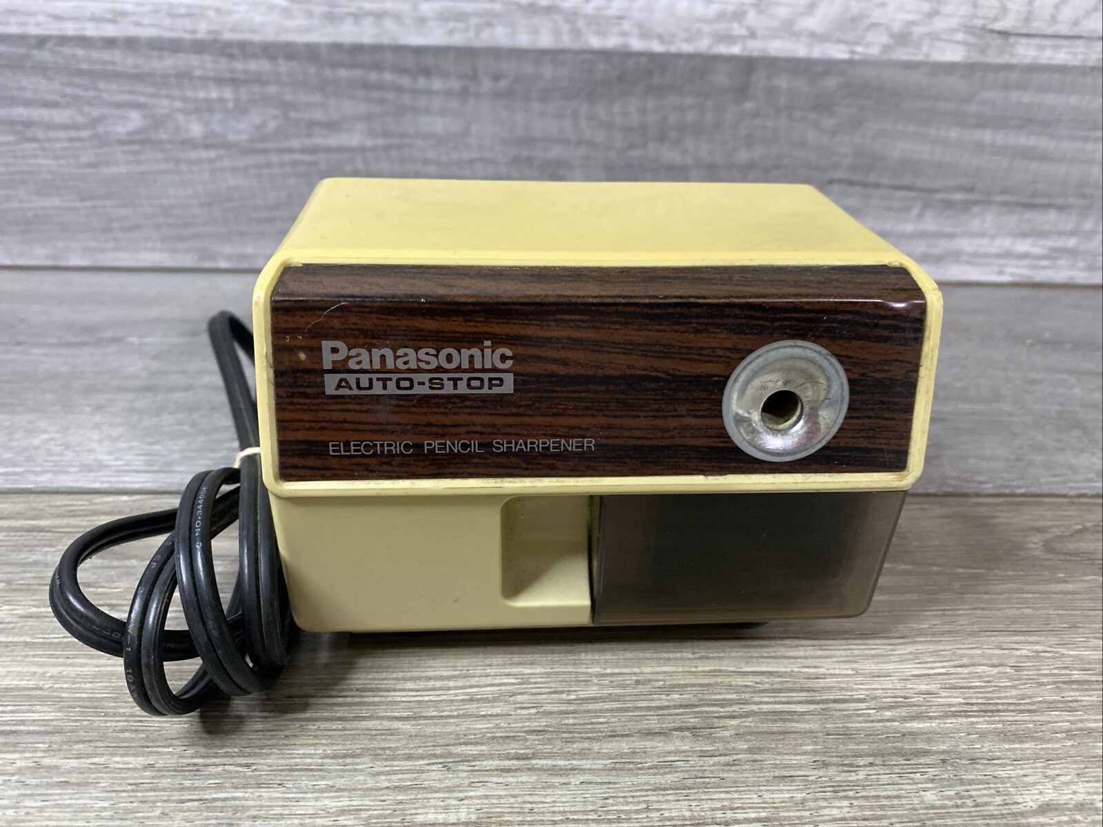 Panasonic Auto Stop Electric Pencil Sharpener KP-110 - Vintage