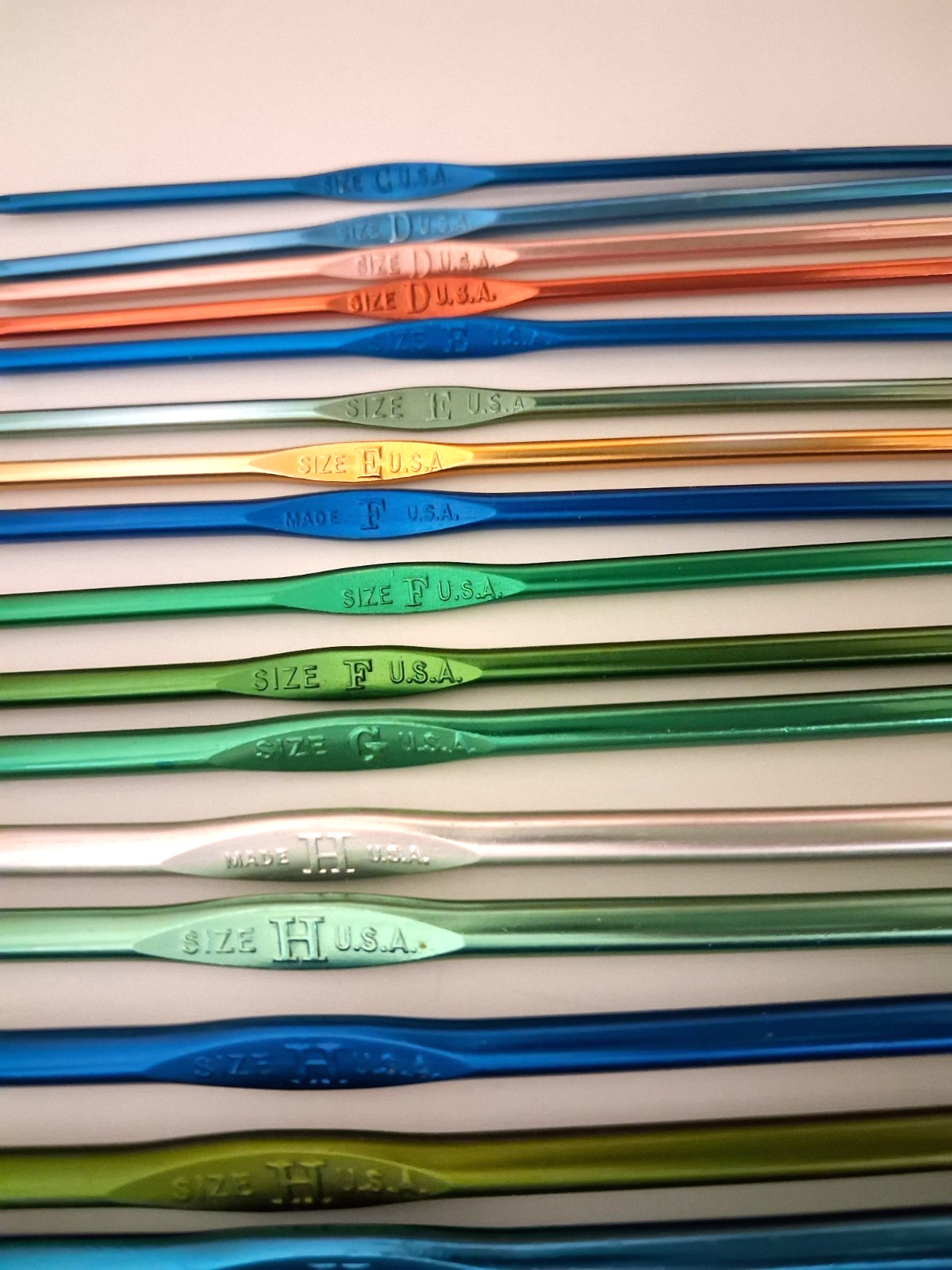 Vintage Crochet Hooks Lot of 42 Aluminum Bates, Boye Oxmoor