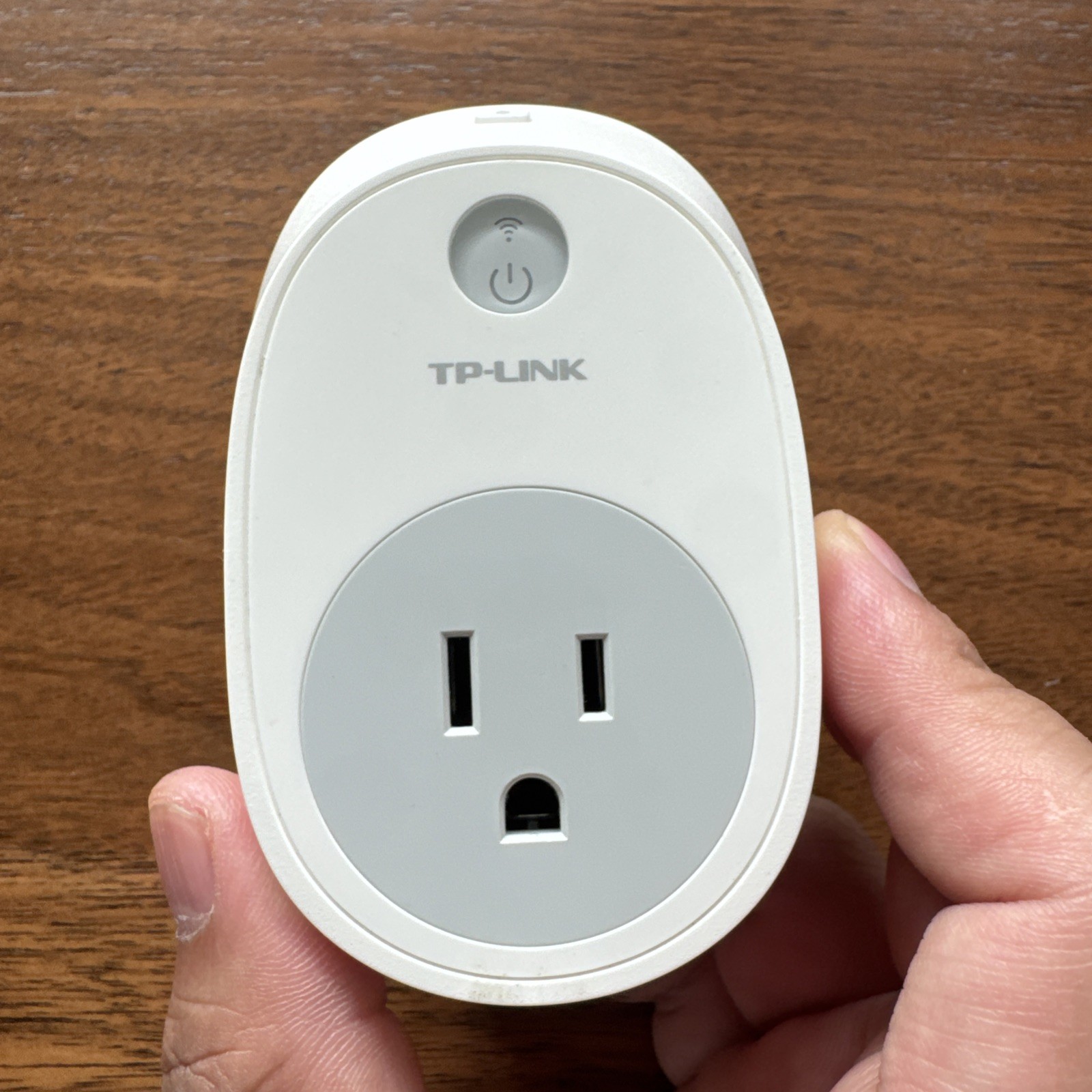 TP-Link Smart Wi-Fi Plug HS100
