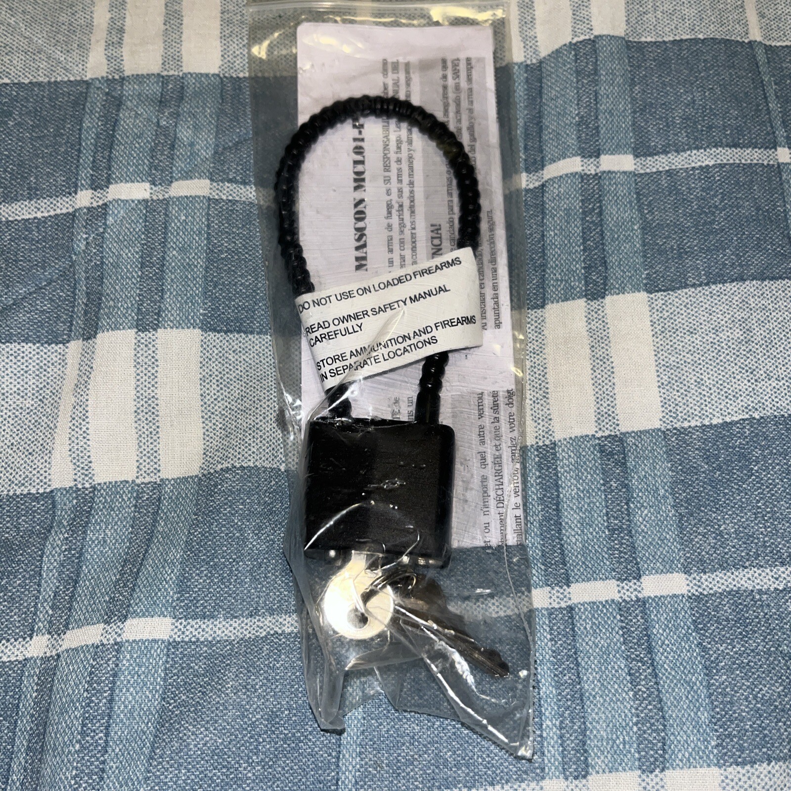 Factory New In The Wrapper Mascon Black  Cable Lock Firearms Storage  2 Keys-J
