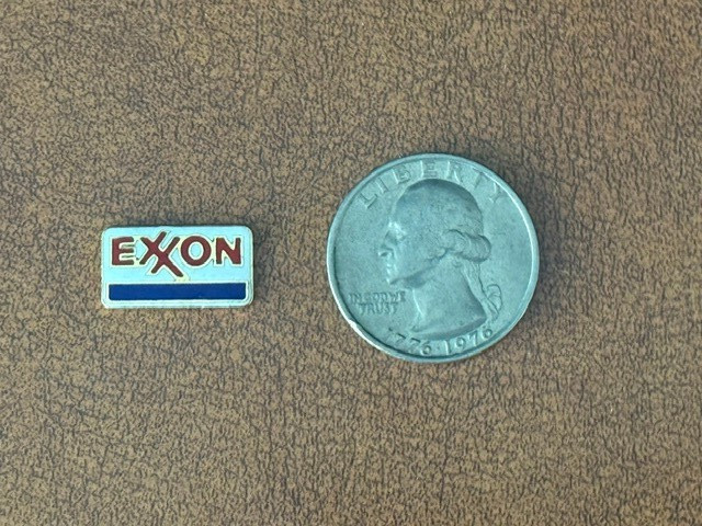 Exxon Golf Ball Marker