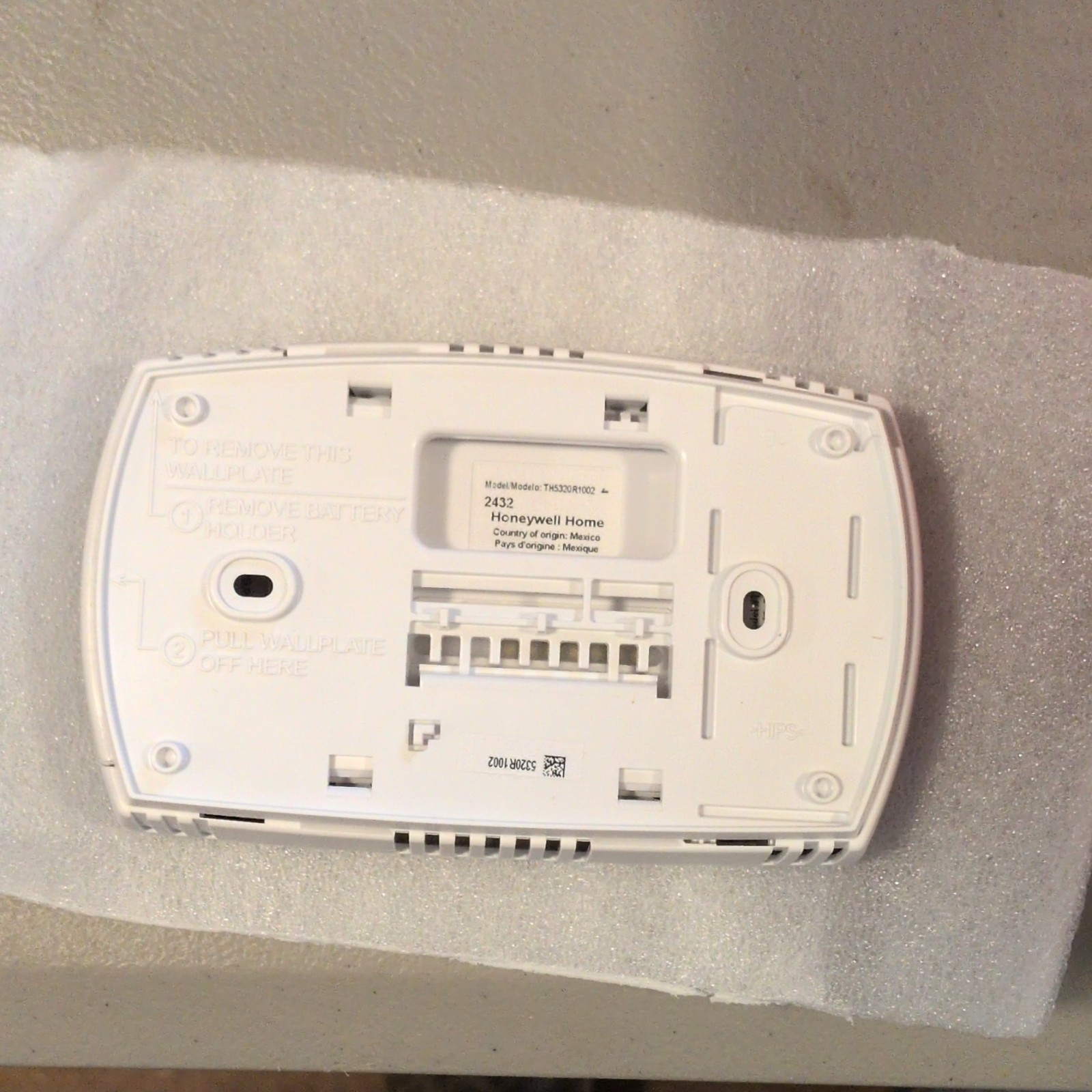 Honeywell Home Wireless Non-Programmable Thermostat Kit w/ Return Air Sensor