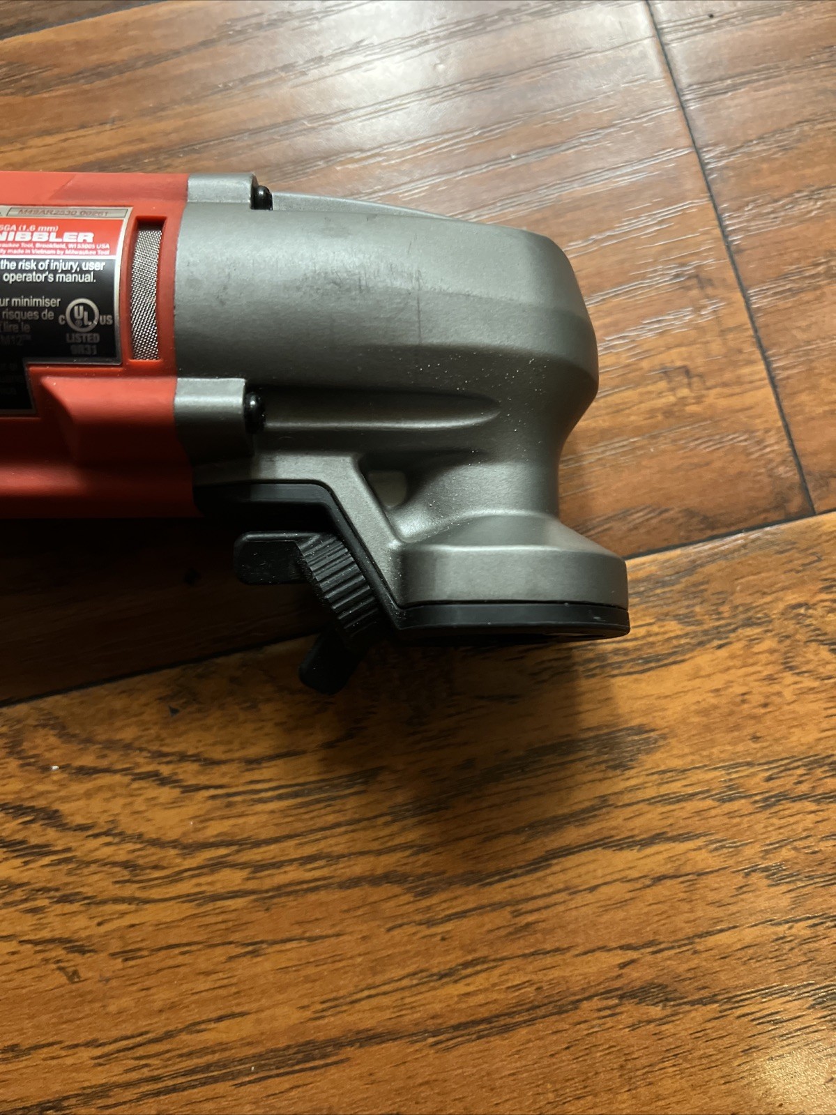 Milwaukee Variable Speed Nibbler M12 FUEL Brushless 2476-20 (Tool Only)