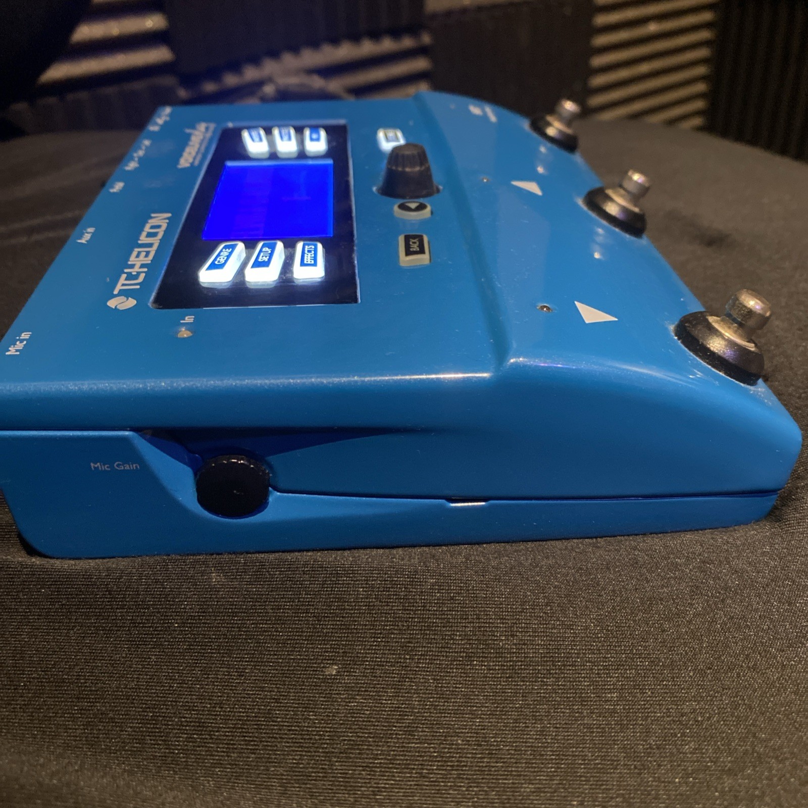 TC-Helicon VoiceLive Play Vocal Multi-Effects Processor EXCELLENT CONDITION