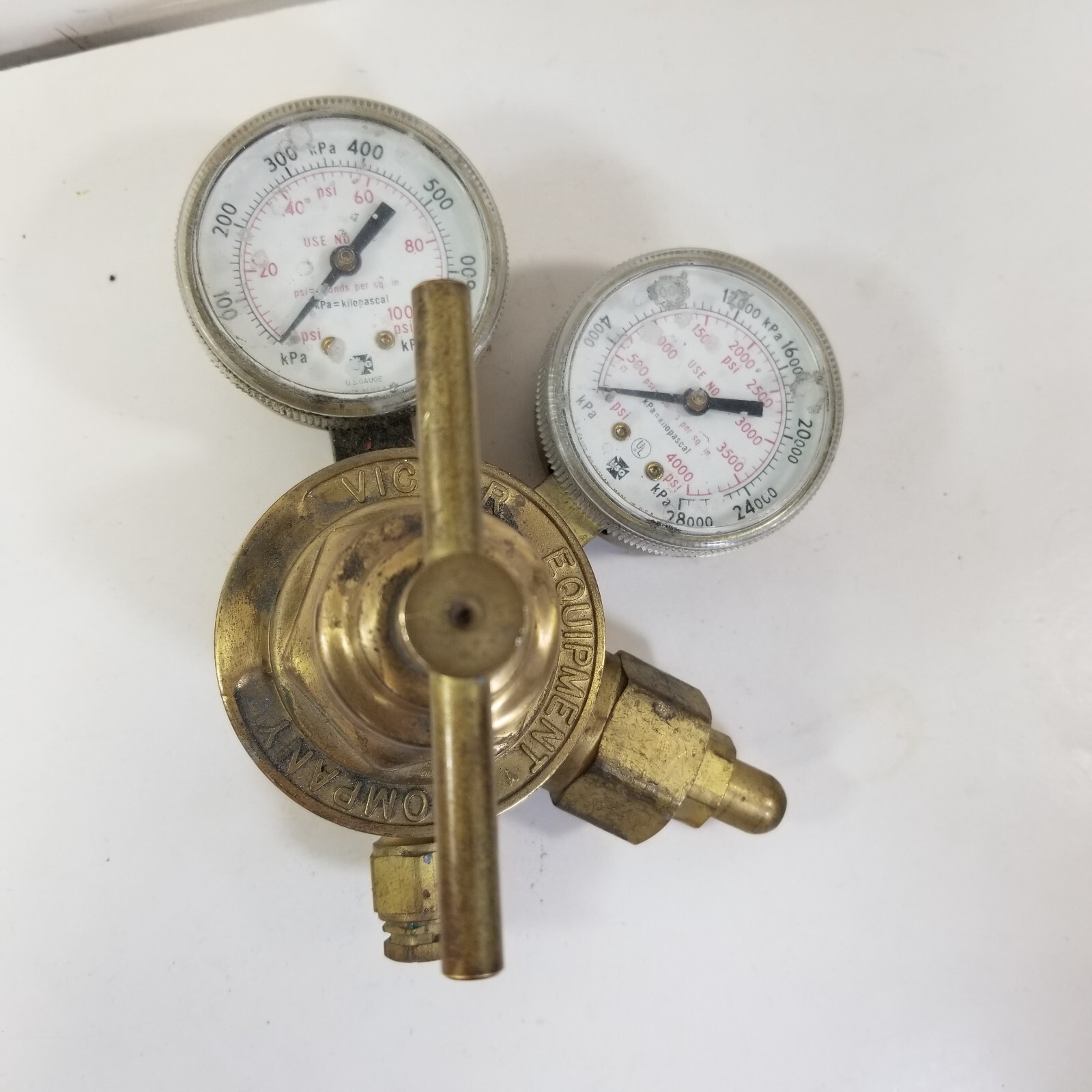 Victor Gas Pressure Regulator SR 250 C Guage