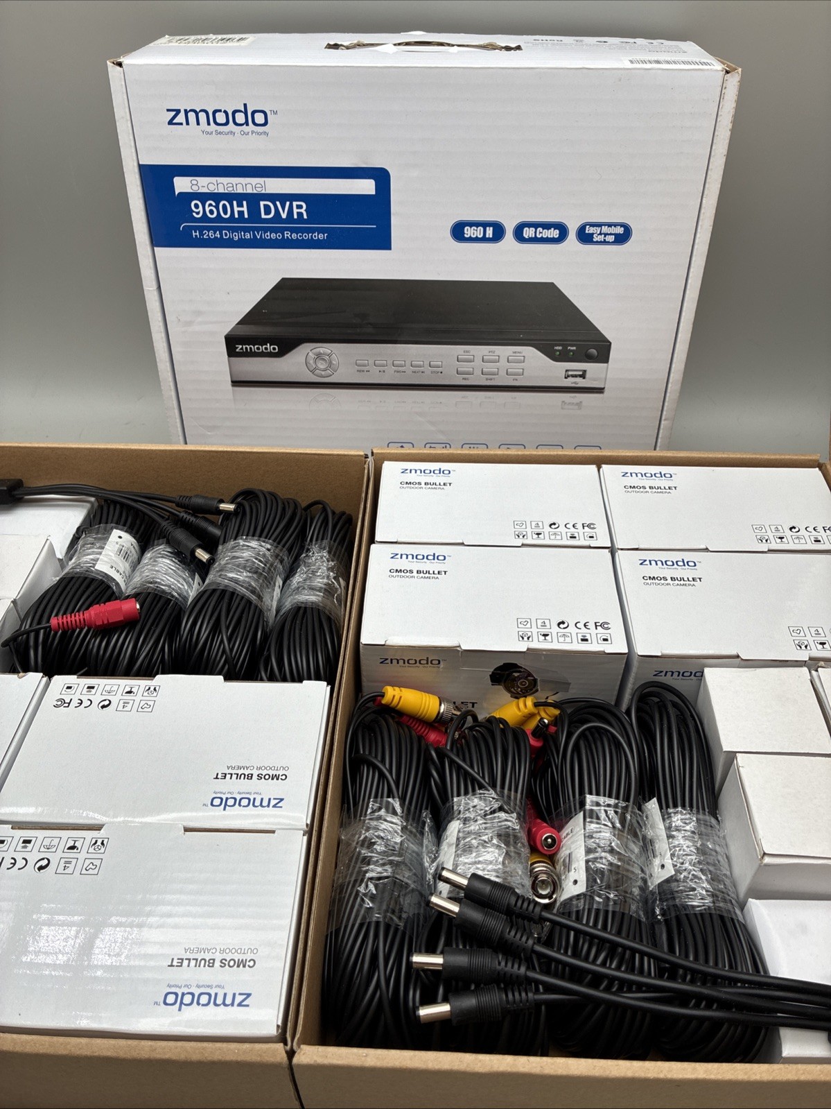 Zmodo 8-Channel 960H DVR w/ 8 Cameras and Accessories