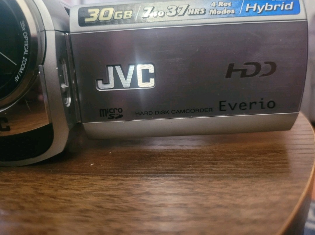 TEN Portable Handheld Camcorders In (Excellent Condition) w/ cords and case