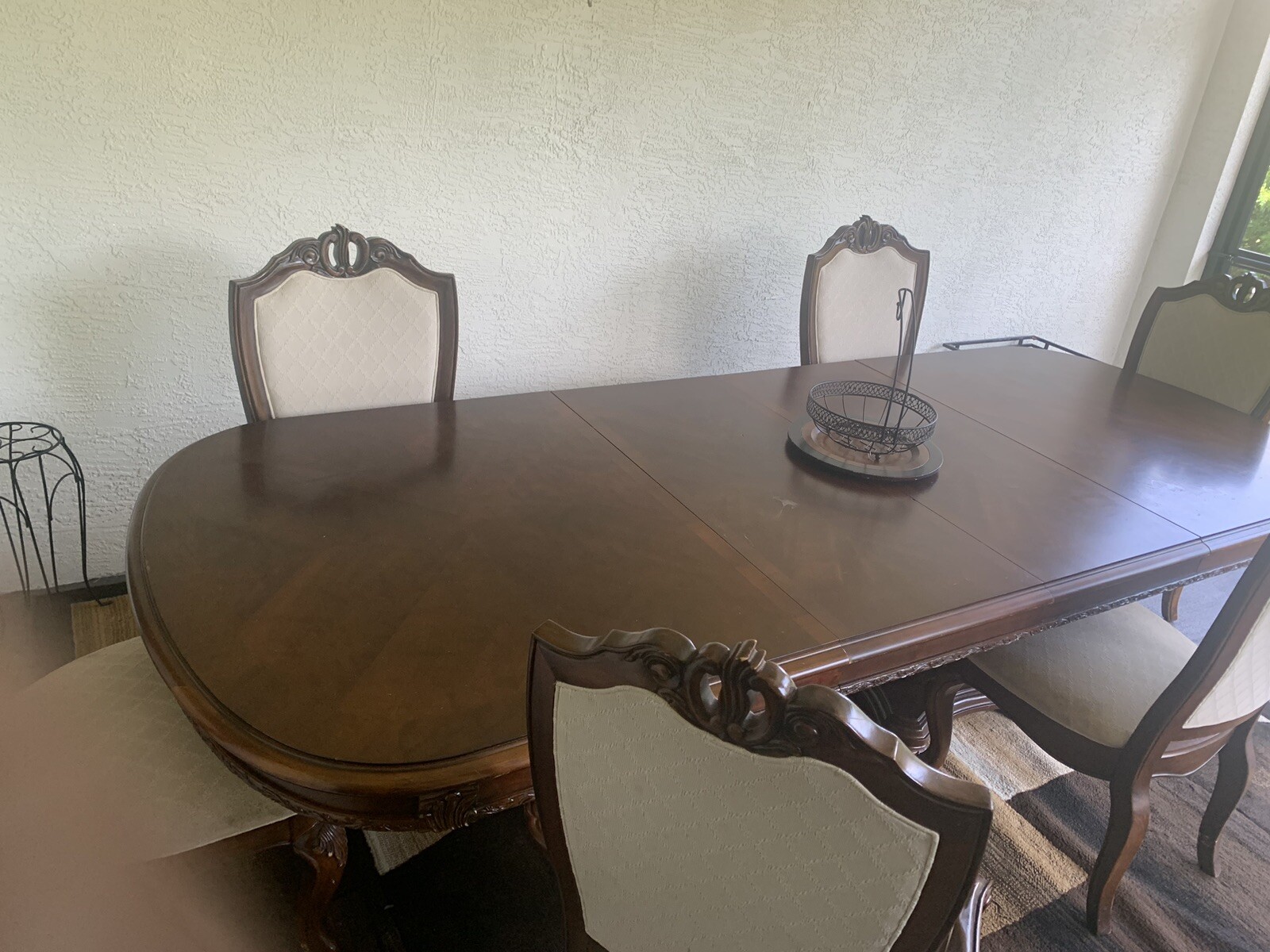 Large solid wood dinning room table chairs Included *PRICES NEGOTIABLE