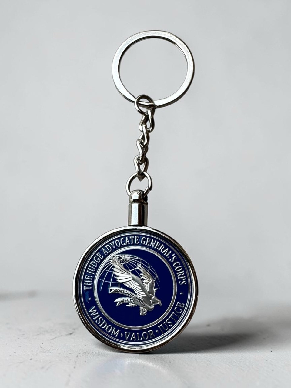 US AIR FORCE (JAG) JUDGE ADVOCATE GENERAL'S CORPS Challenge Coin Keychain