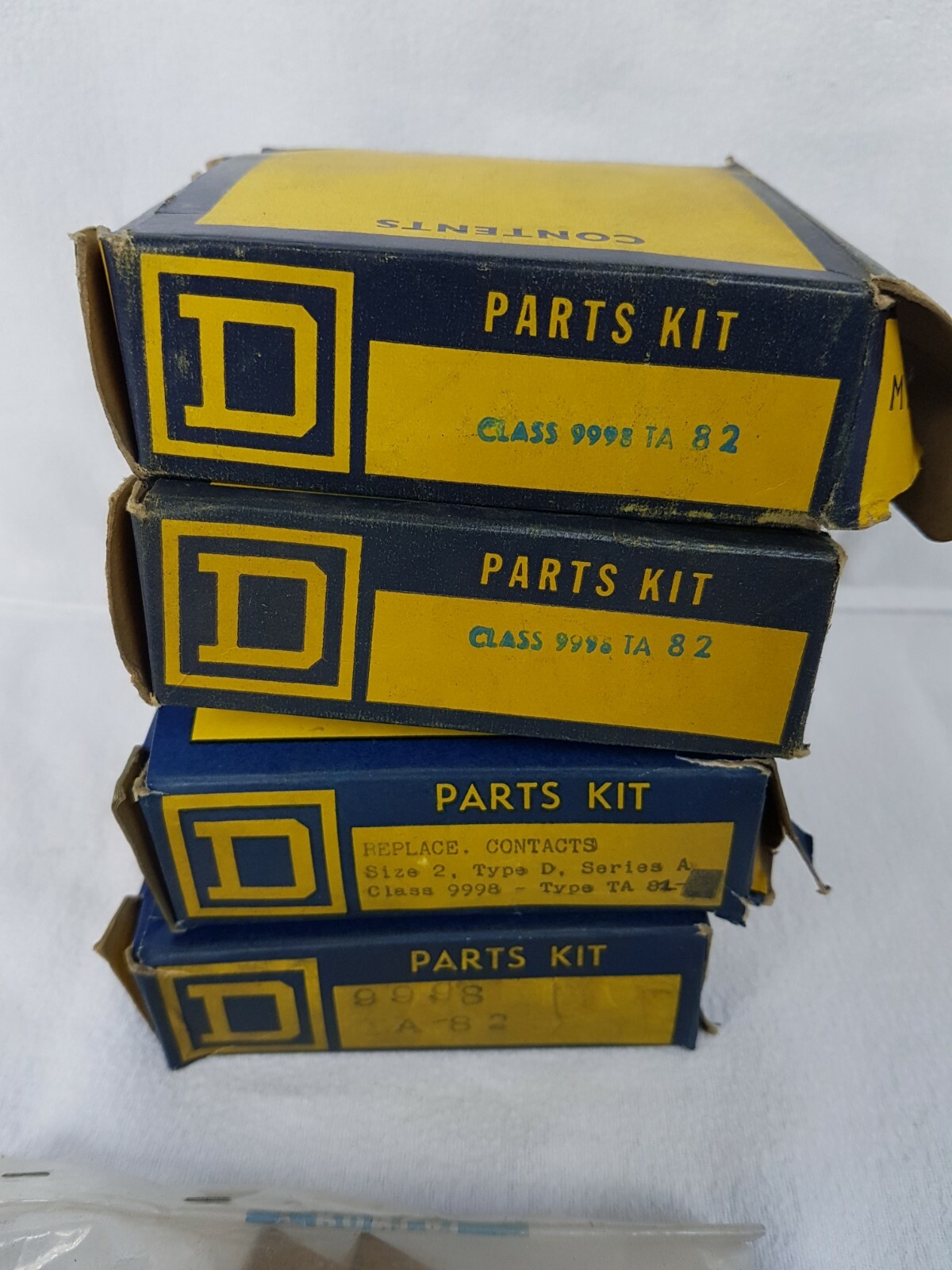 Square D TA-82 Contact Element Kit - Class 1998 - Unused