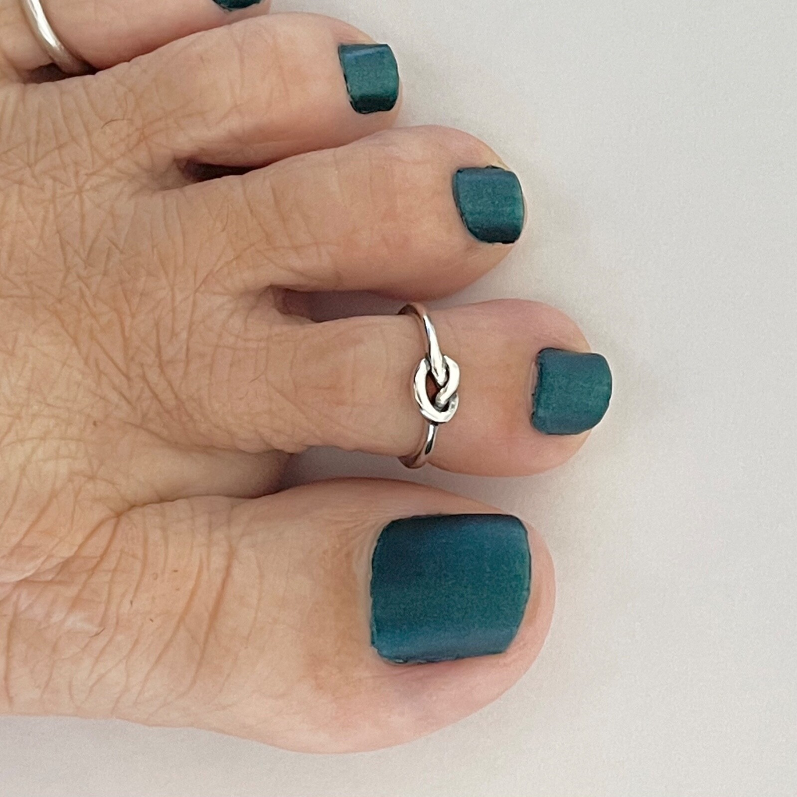 Sterling Silver Tiny Love Knot Toe Ring, Silver Rings, Love Ring, Pretzel Knots