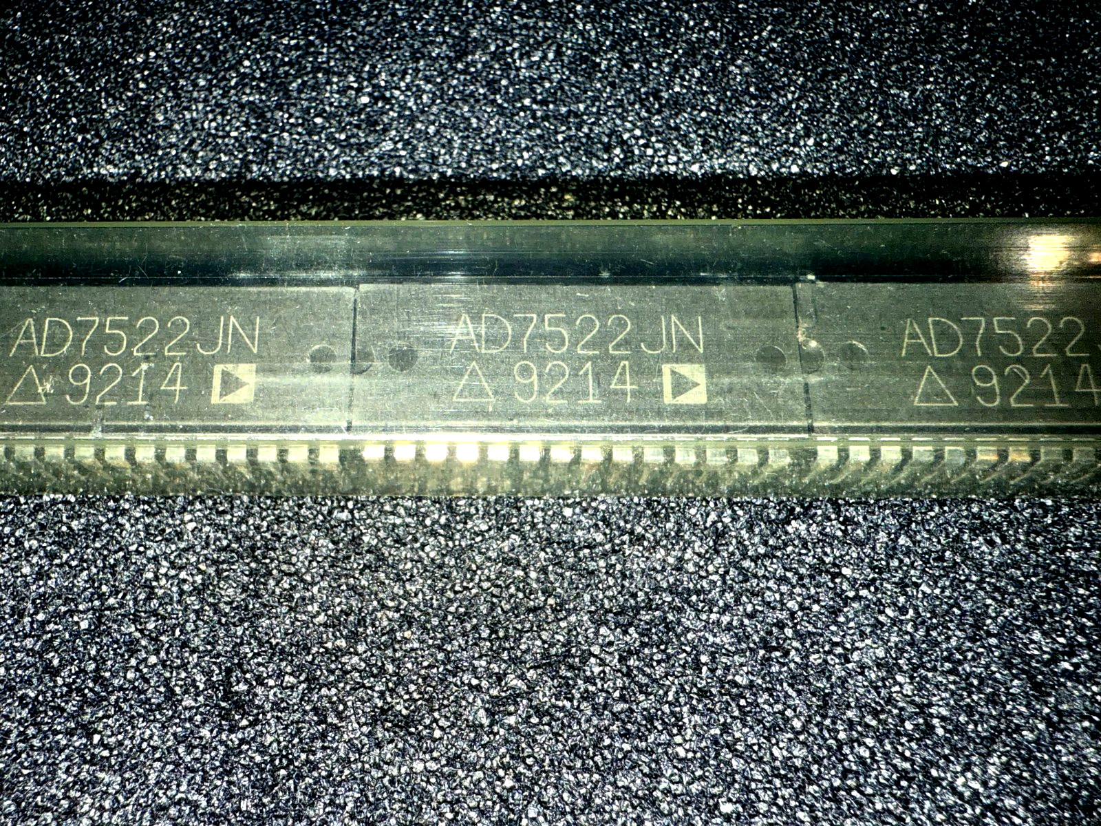 AD7522JN