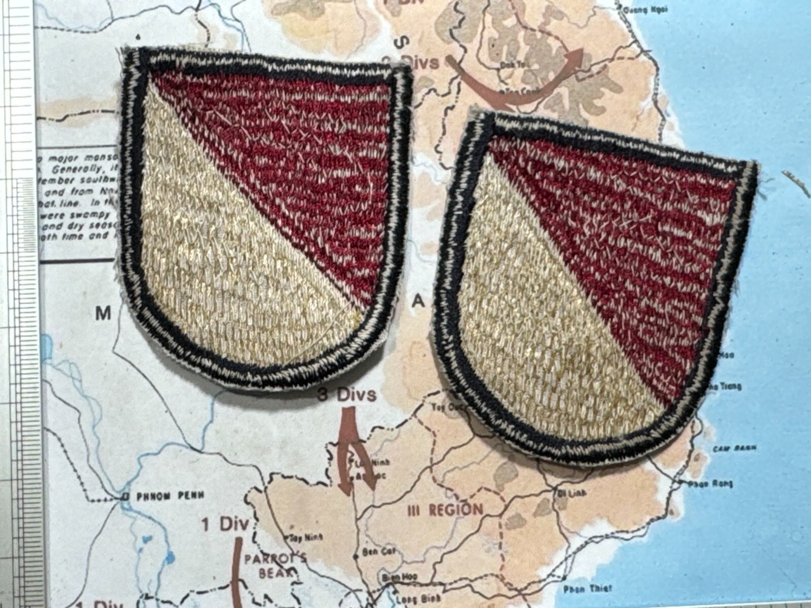 Patch , 1 plus 1 , flash , US 17th ARMORED CAVALRY Regiment Beret Patch ,