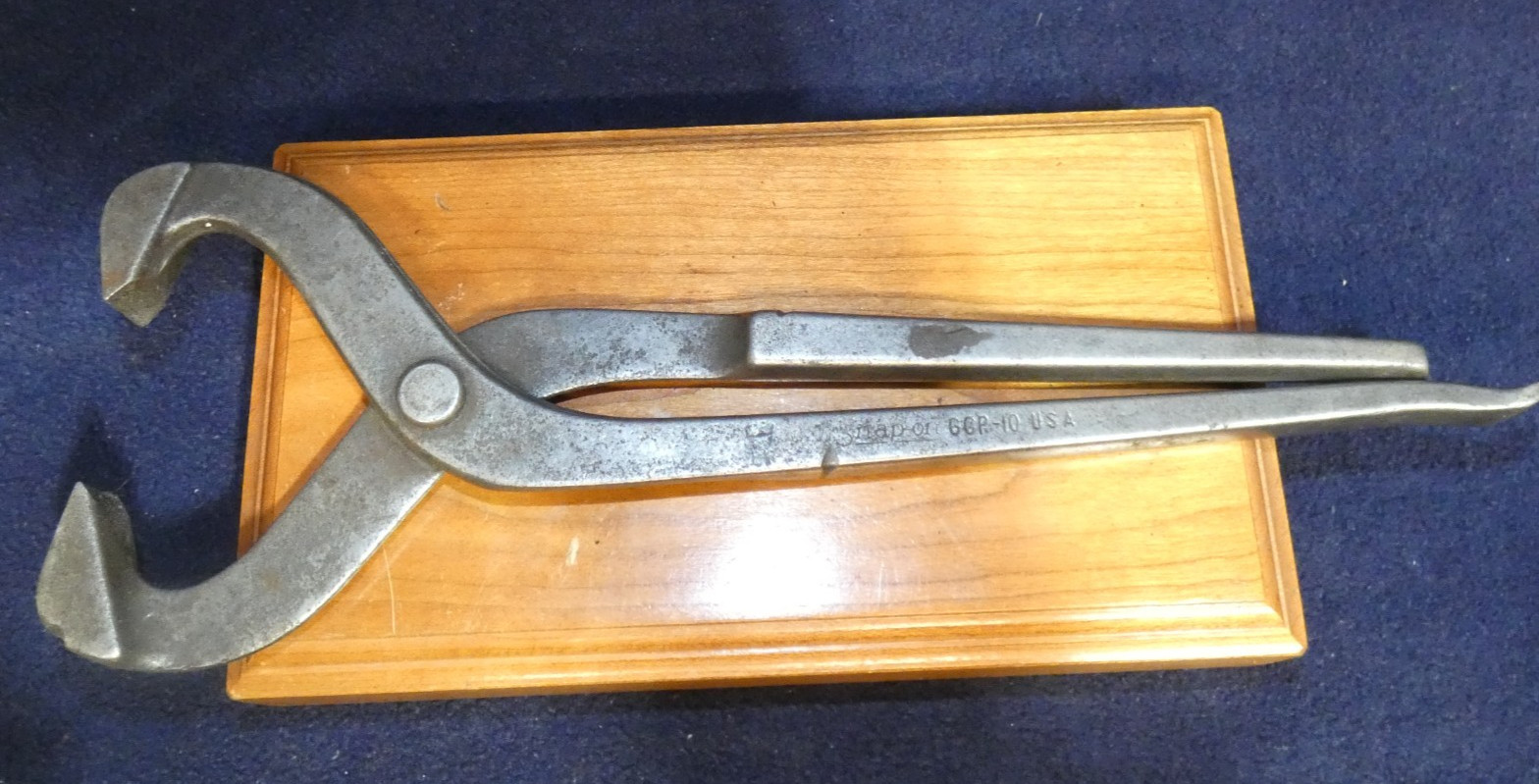 Snap-on Tools GCP10 Dust & Grease Cap Removal Pliers 10-3/4" Underline Logo USA