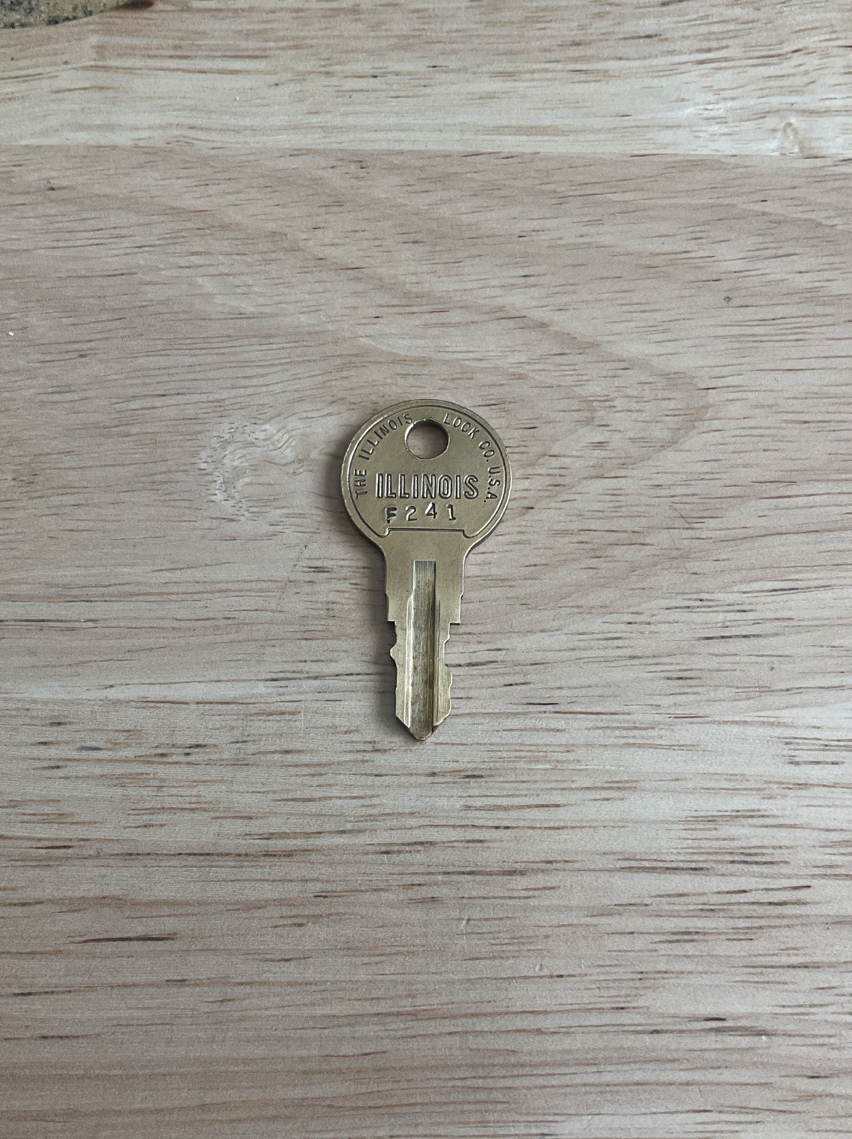 Illinois Lock Key # F 241