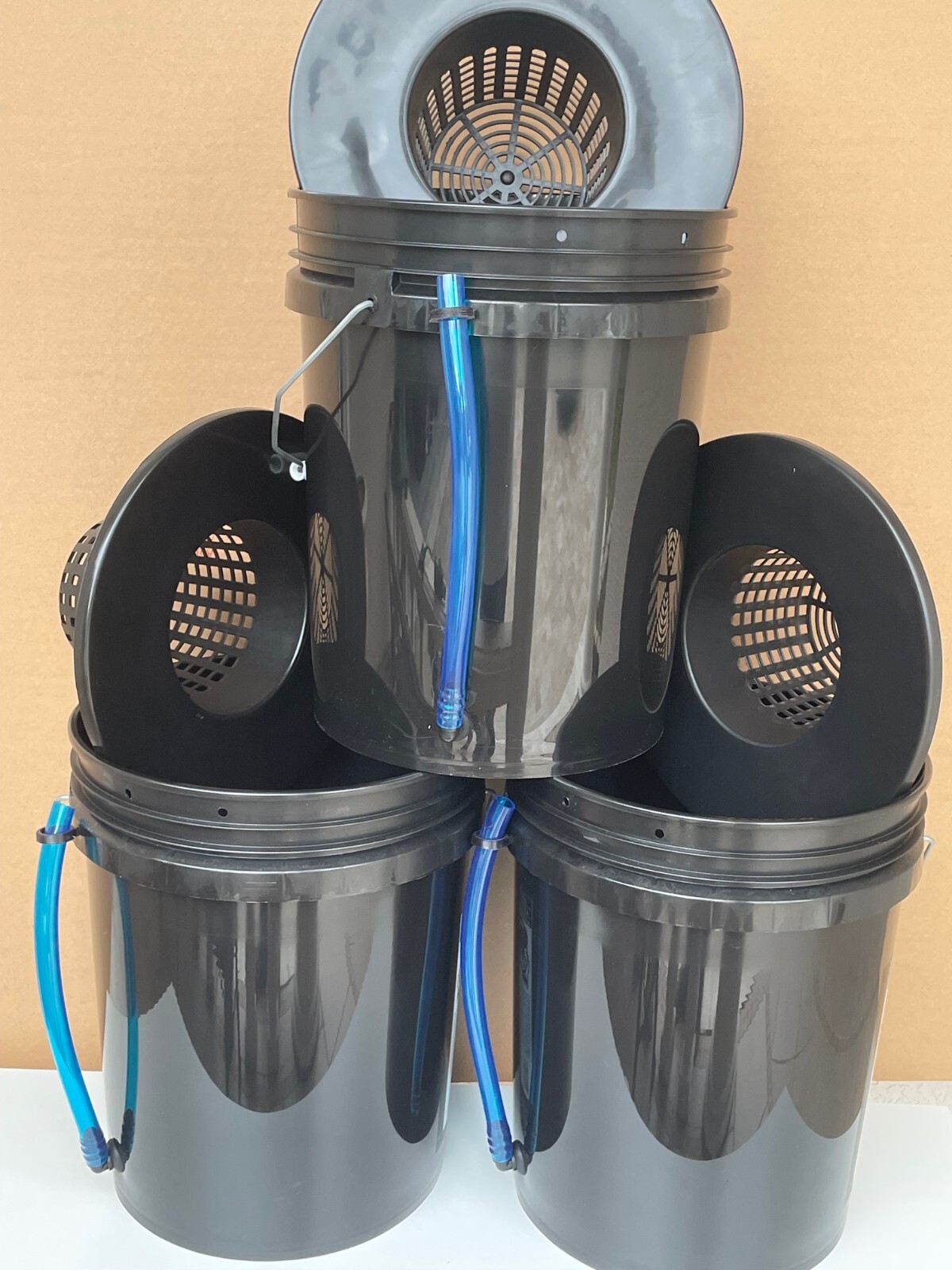 DIY -3 X 6 Inch -  Hydroponic/Aeroponic and DWC  Bucket W/ Lids /