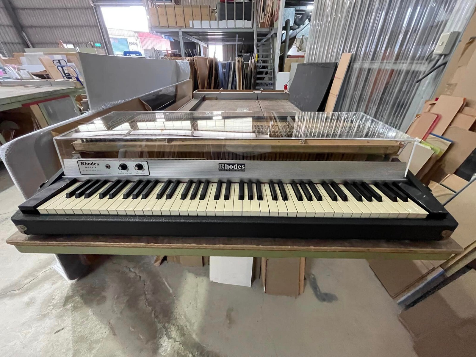 Fender Rhodes mki 73 key  Reproduction Lid with wood case
