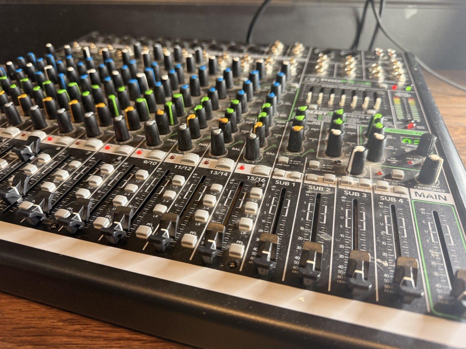 Mackie PROFX22V2 22-Channel FX Mixer - Tested & Working!