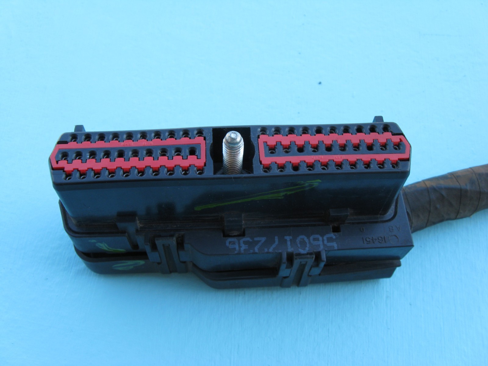 1993 93 DODGE RAM VAN B250 5.2 A/T ECU ENGINE CONTROL MODULE 56027848 PLUG P745