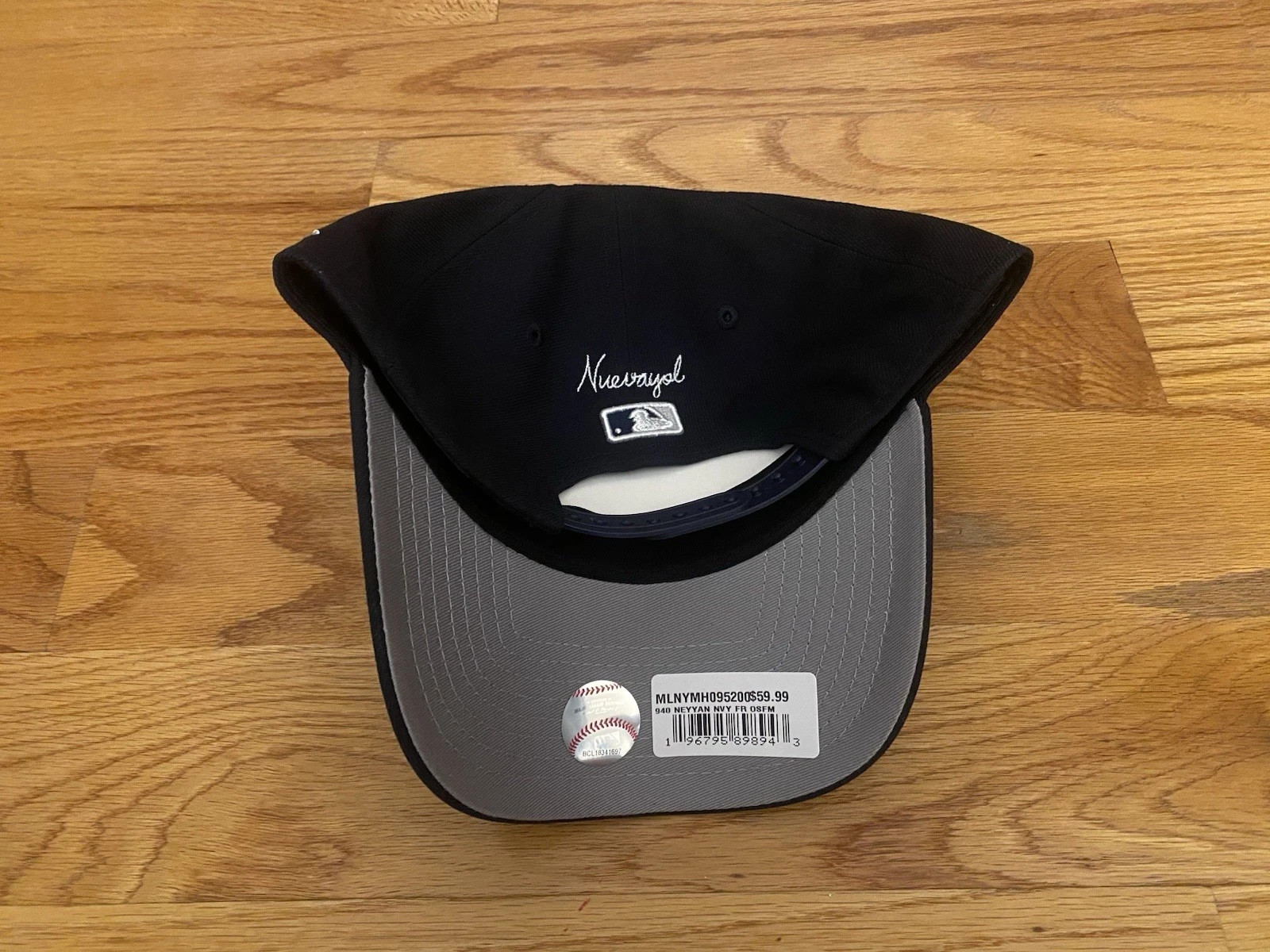 NEW Bad Bunny DeBÍ TiRAR MáS FOToS FRSH x New Era Yankees 9FORTY Snapback Cap