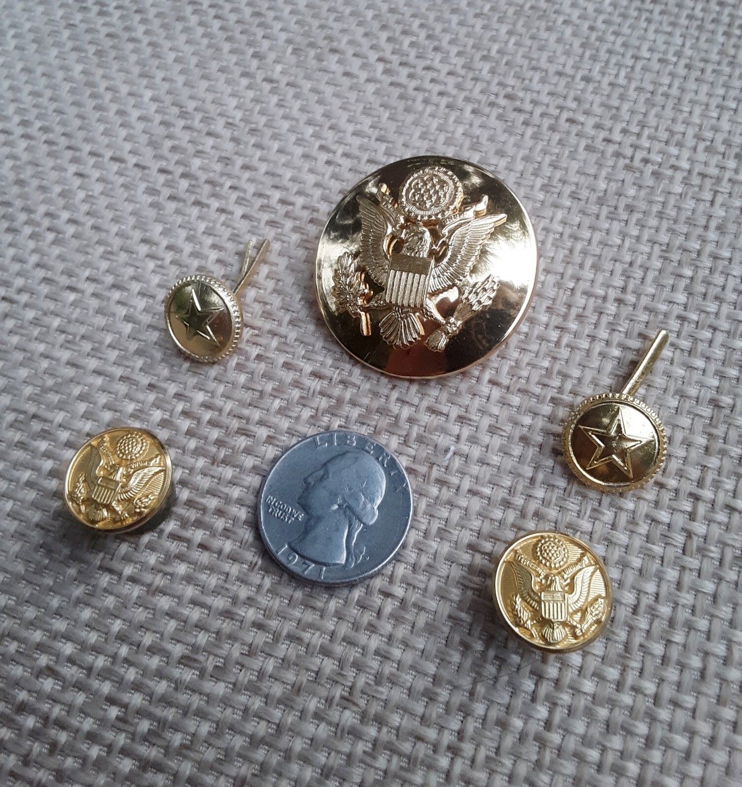 Vintage US Army Hat/Cap Replacement Screw-Back Badge Pins