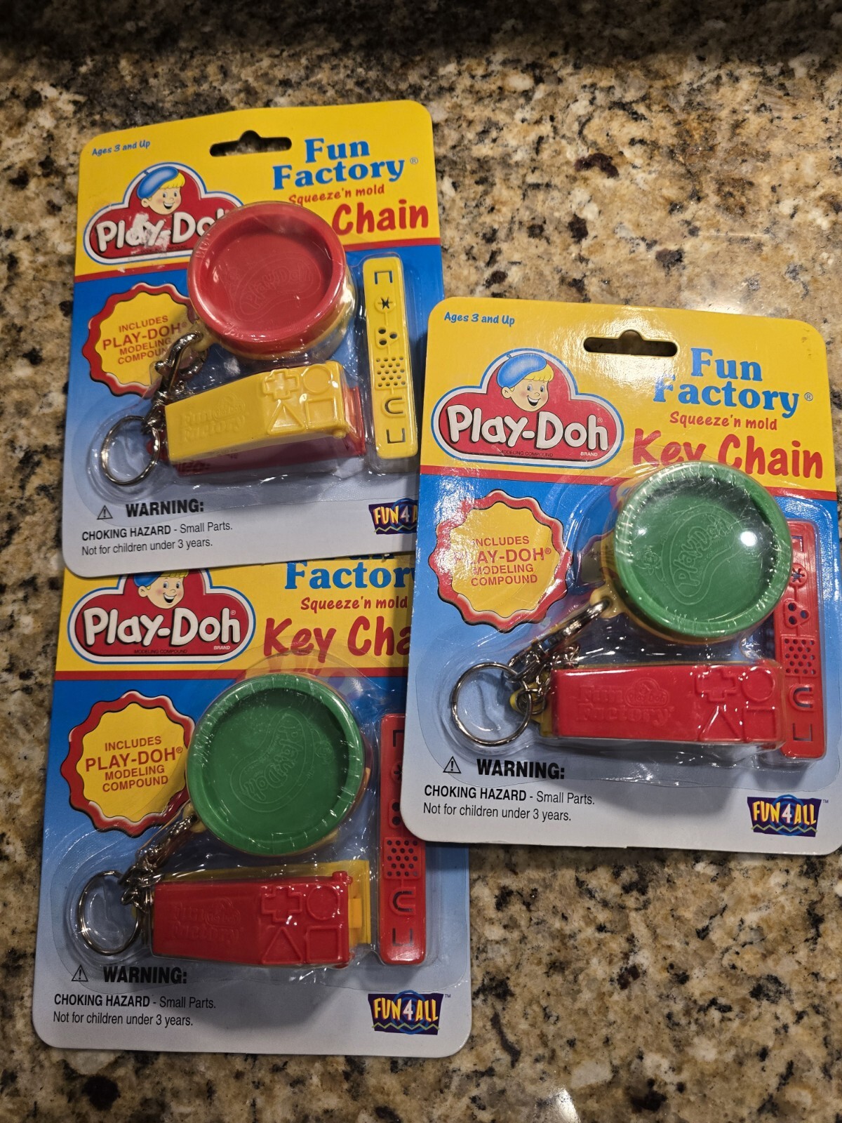 Play-Doh Fun Factory Squeeze 'N Mold Key Chain Fun For All 1998 Hasbro NEW