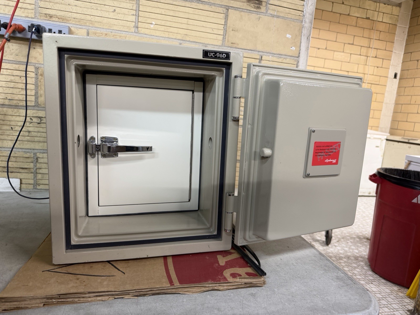 USCAN Data Safe UC-96D