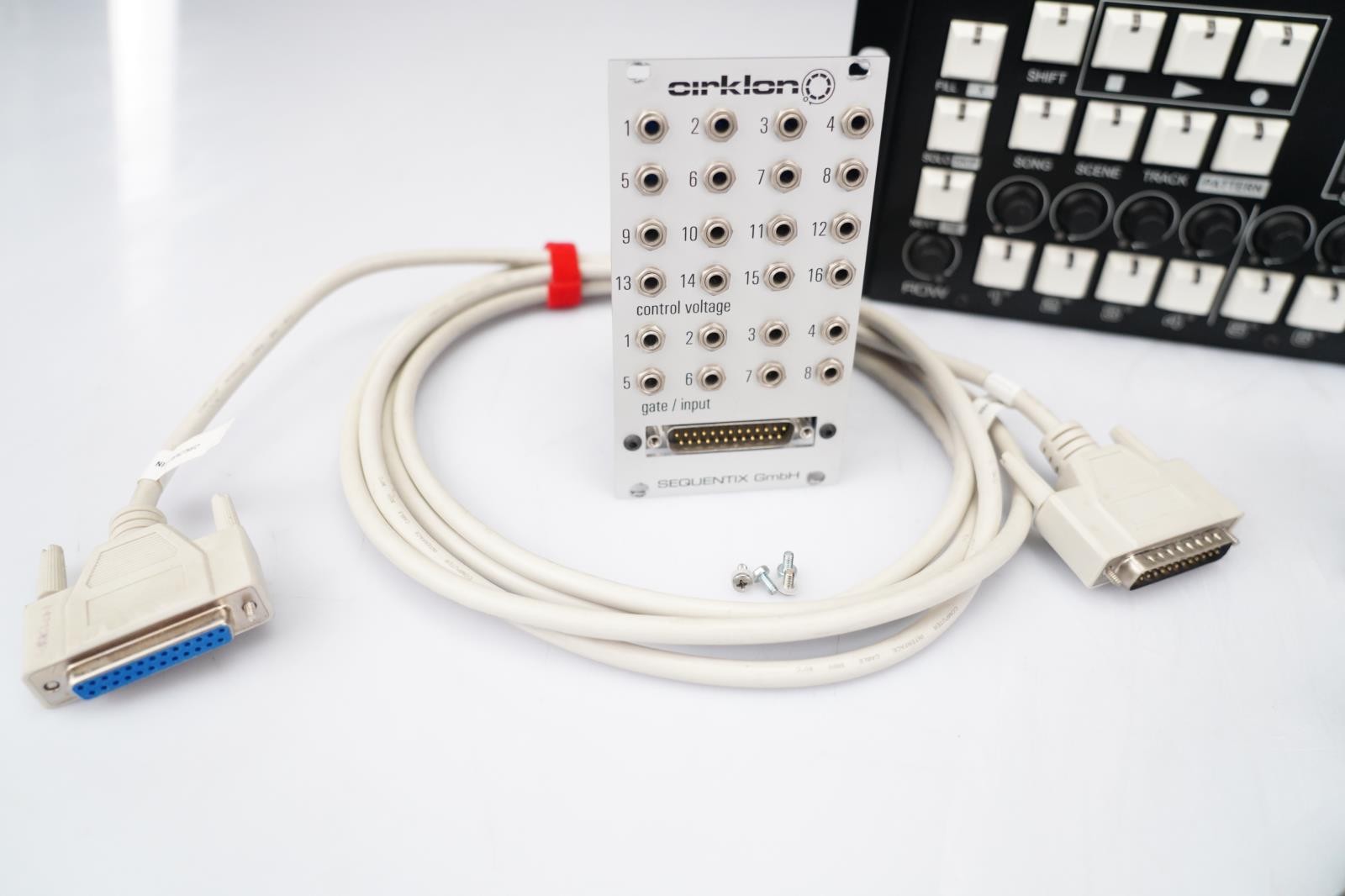 Sequentix Cirklon Sequencer & Analog Bus Eurorack Breakout Module #58932
