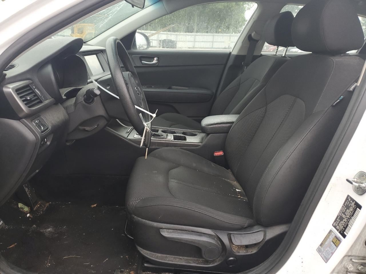 OPTIMAKIA 2018 Glove Box 4712269