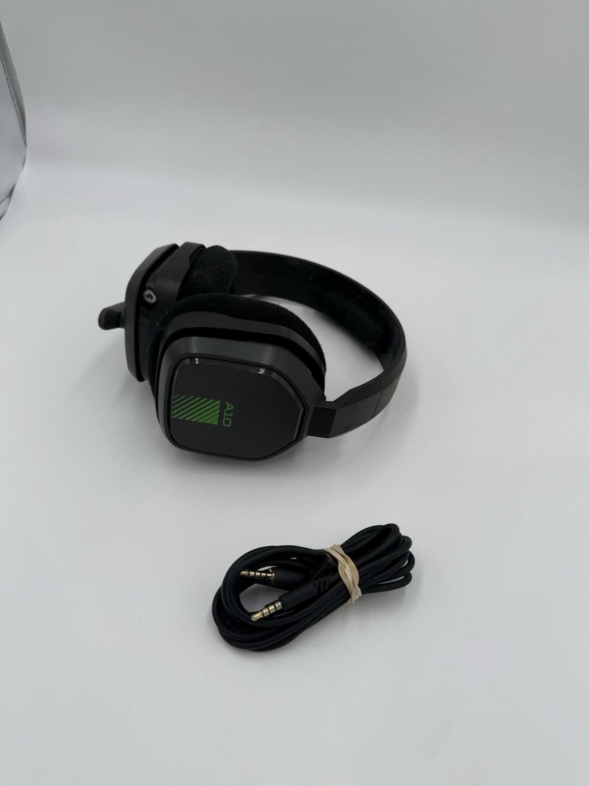 Genuine ASTRO Gaming A10 Wired Gaming Headset for PC, Xbox, green Black 1pc Good