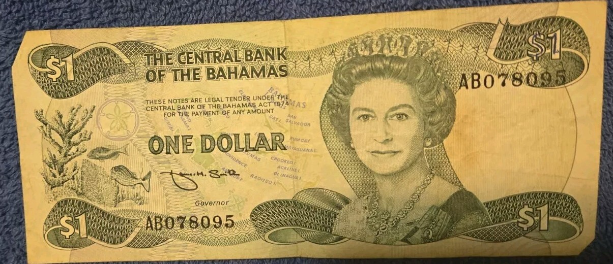 The Central Bank Of The Bahamas One Dollar  1974