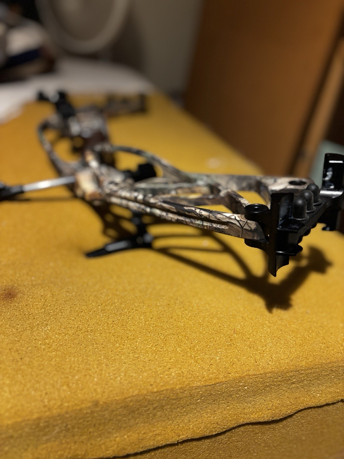 Hoyt Defiant 34 Compound Bow