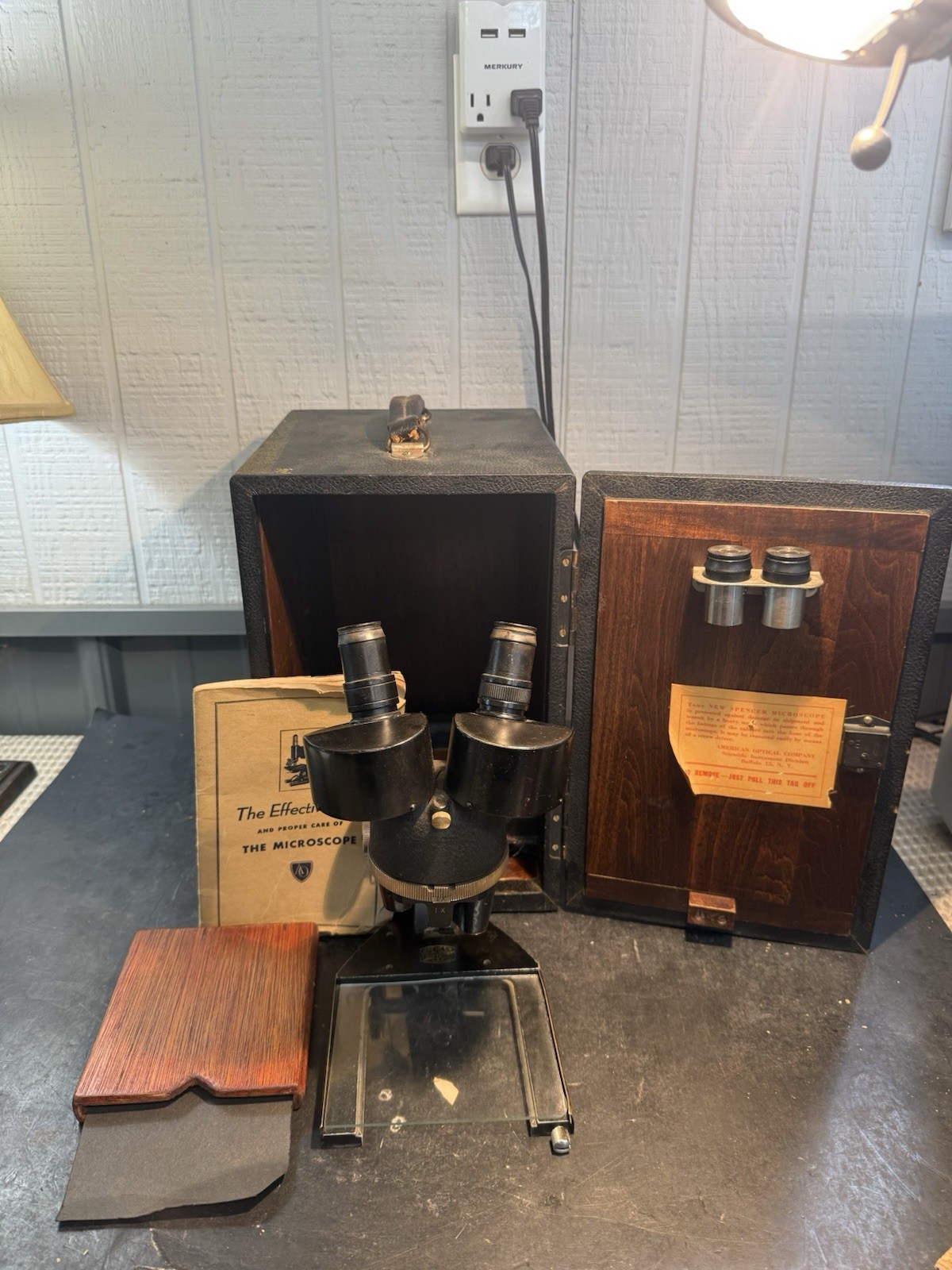 Vintage Spencer AO Buffalo Binocular Microscope w/ Case Manual USA With Key