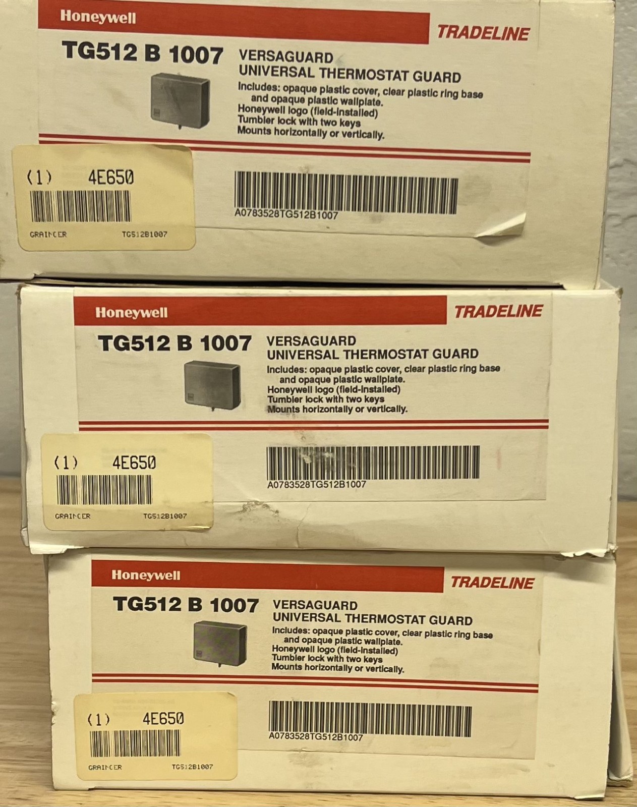 HONEYWELL TRADELINE VERSAGUARD UNIVERSAL THERMOSTAT GUARD,  TG512B 1007 Lot of 3