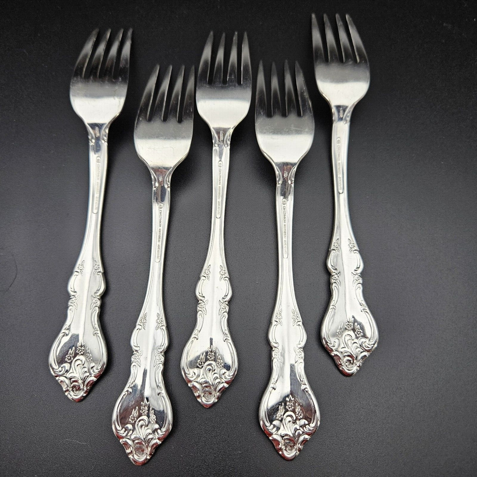 International Silver Orleans 26pc Silverplate Flatware Set Fork Spoon Knife