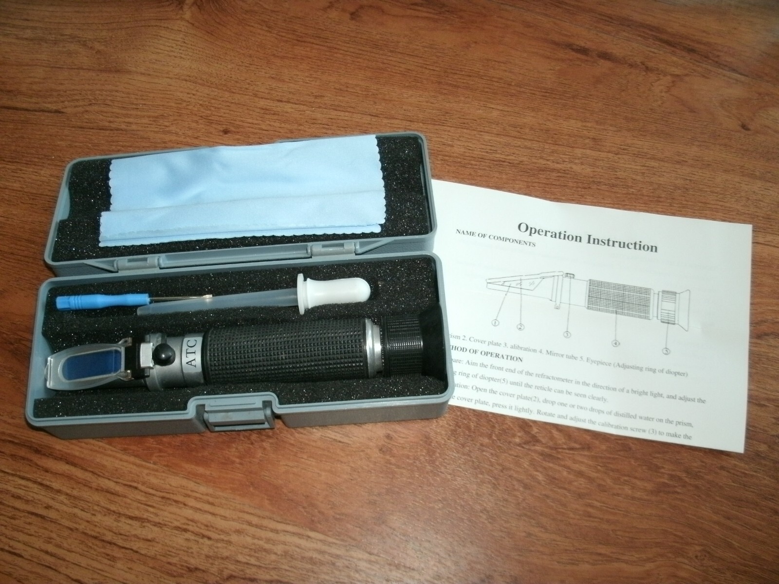 Agriculture Solutions Salinity ATC Refractometer, Excellent Working Condition