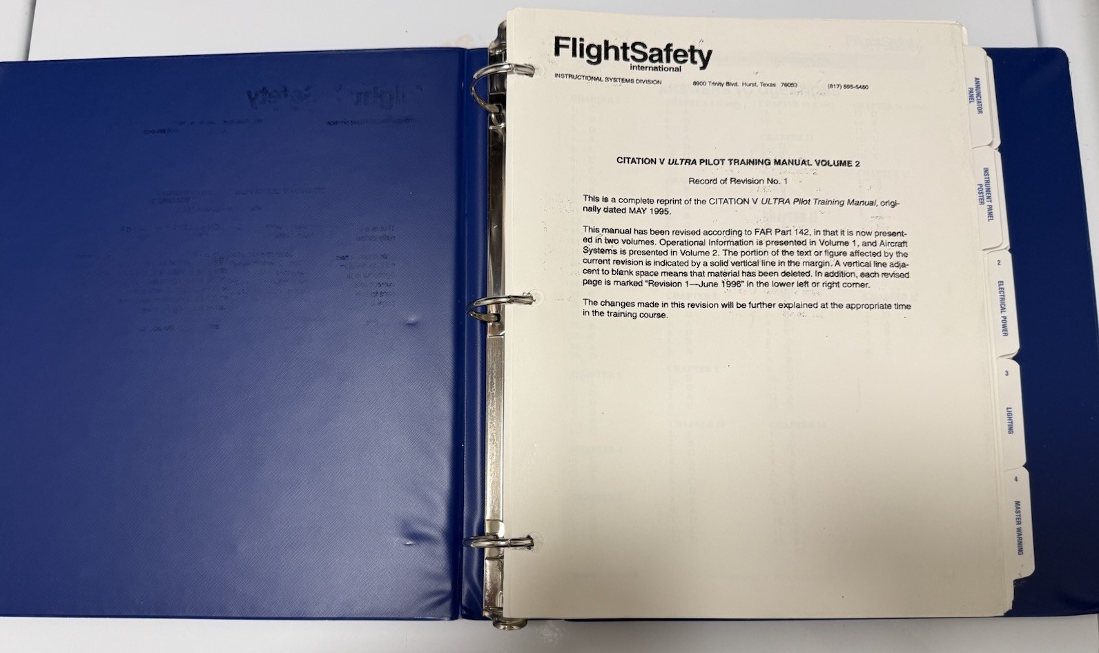 Flight Safety / Citation V - Pilot Training Manual Volume 2 Aircraft Systems
