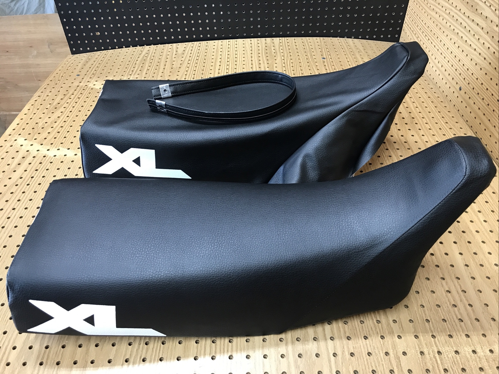 HONDA XL600R SEAT COVER FIT HONDA XL600R 1983 TO 1984 MODEL + STRAP (H*-419)