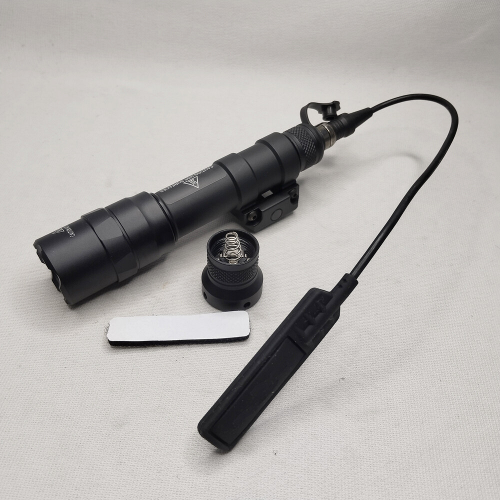Tactical M600DF DUAL FUEL Outdoor Hunting Light 400 Lumens LED Weapon Light