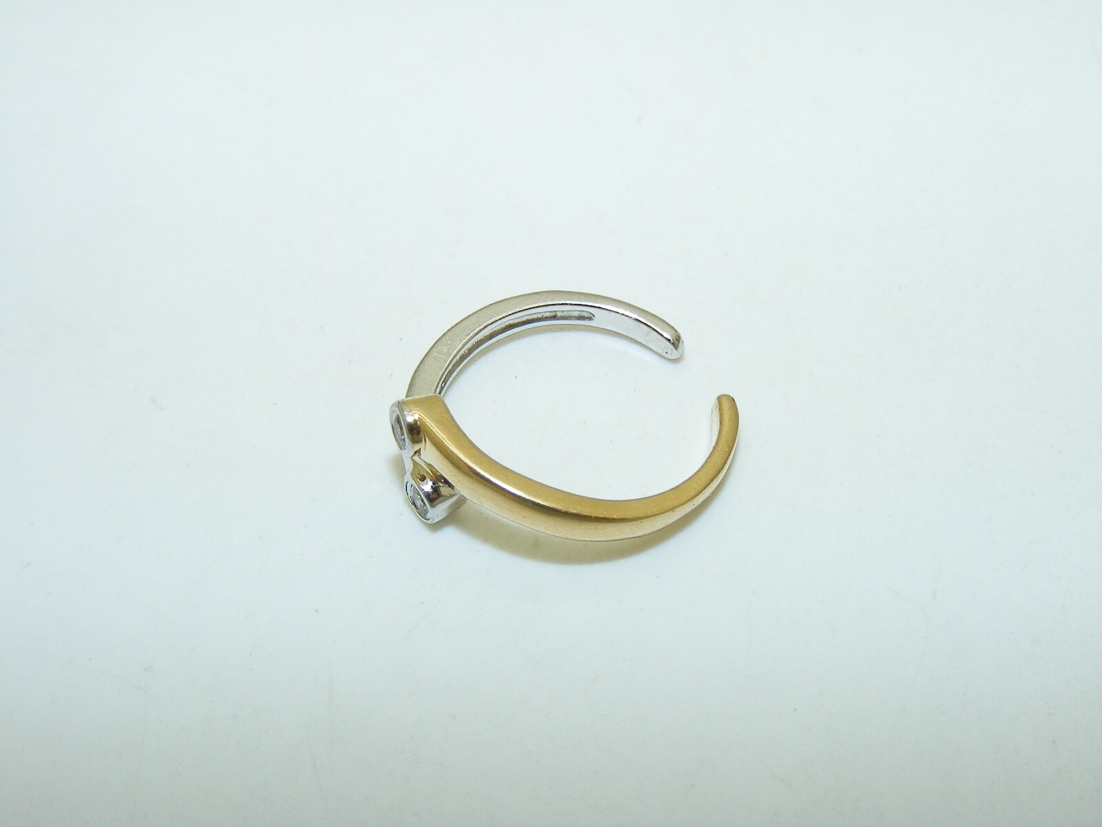 14k Gold Toe Diamond Ring