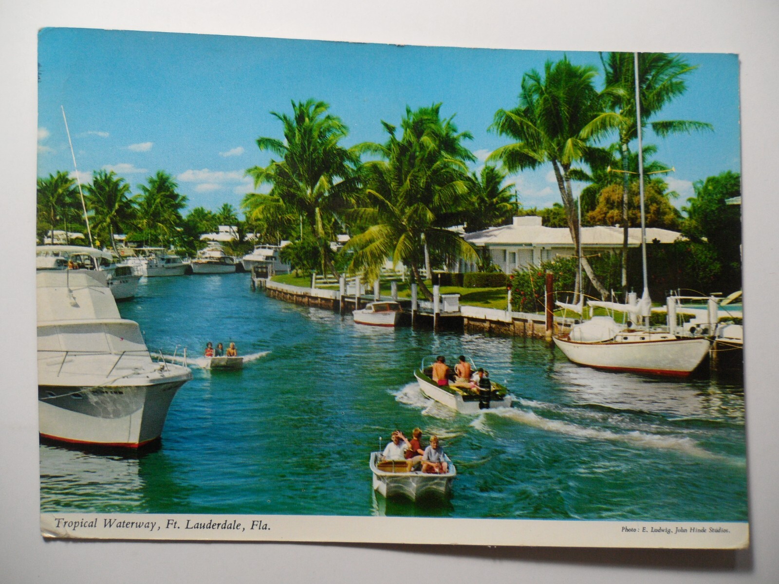 STAMPMART : USA TROPICAL WATERWAY FT. LAUDERDALE FLORIDA POSTCARD USED TO MA