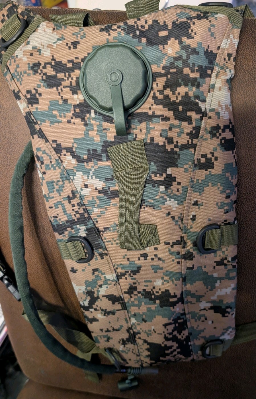 KMS Outdoor Hydration Backpack with 3L Water Bladder Water Backpack