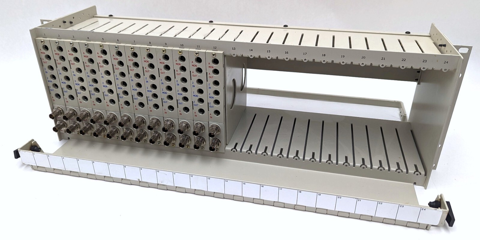 ADC ICM4H-24MB-TFR 24-Slot Cross Connect Panel w/ 12 x ICM-4H-MB-FR DSX-3 Cards
