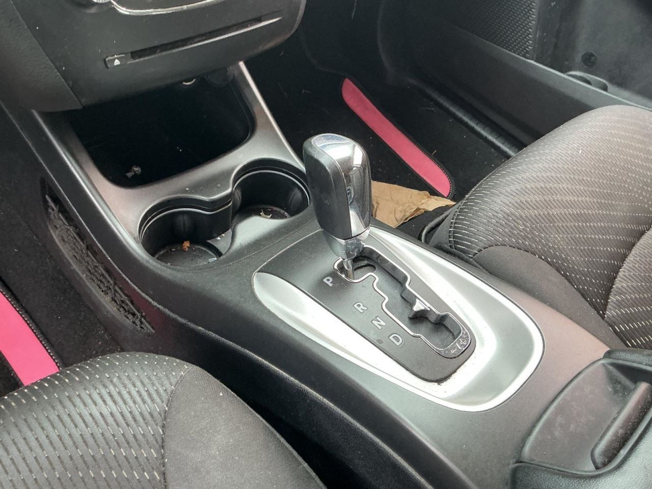JOURNEY 2015 Glove Box 4984169