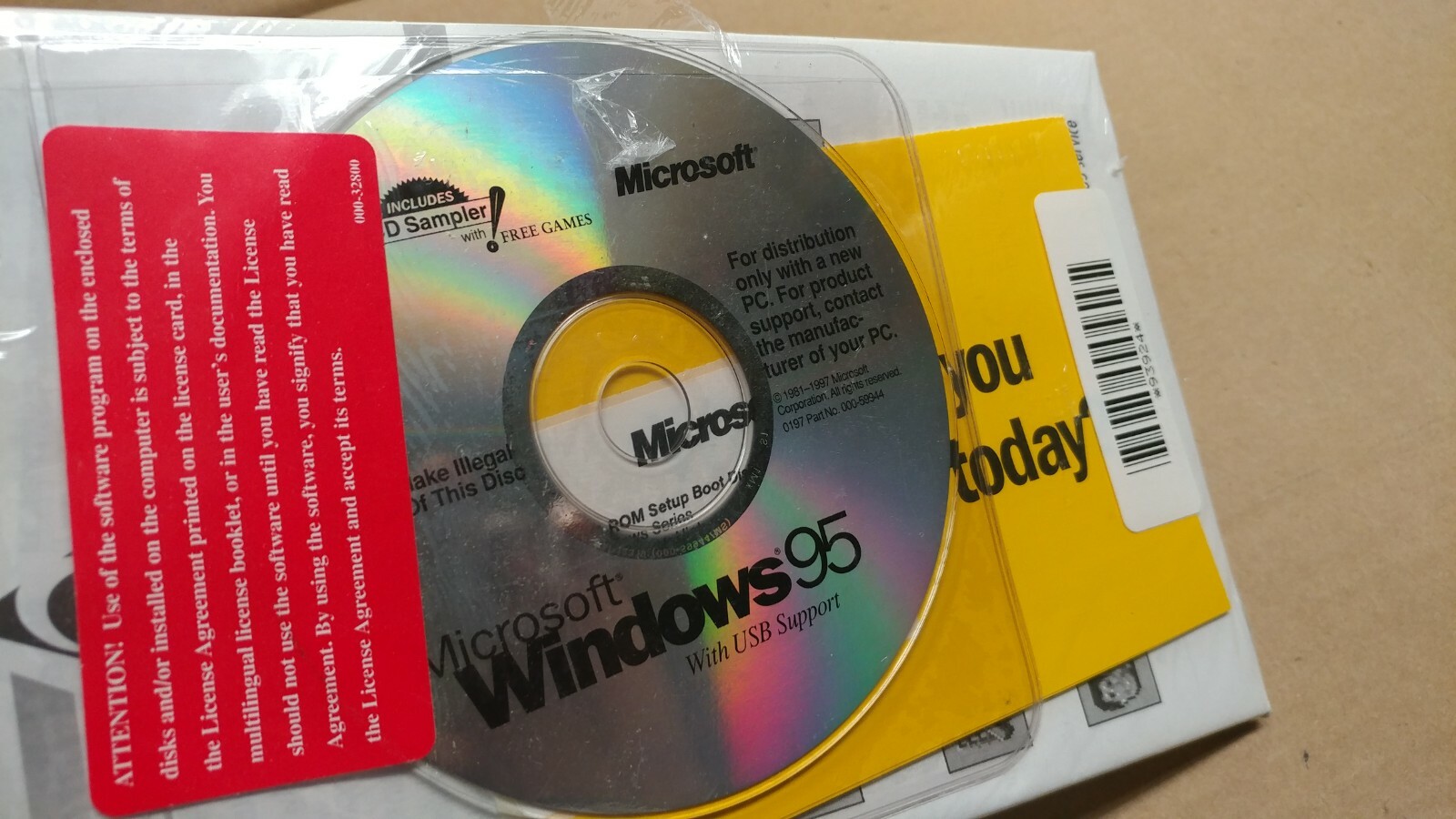 Microsoft Windows Windows 95 Operating System Software CD with Product Key USB