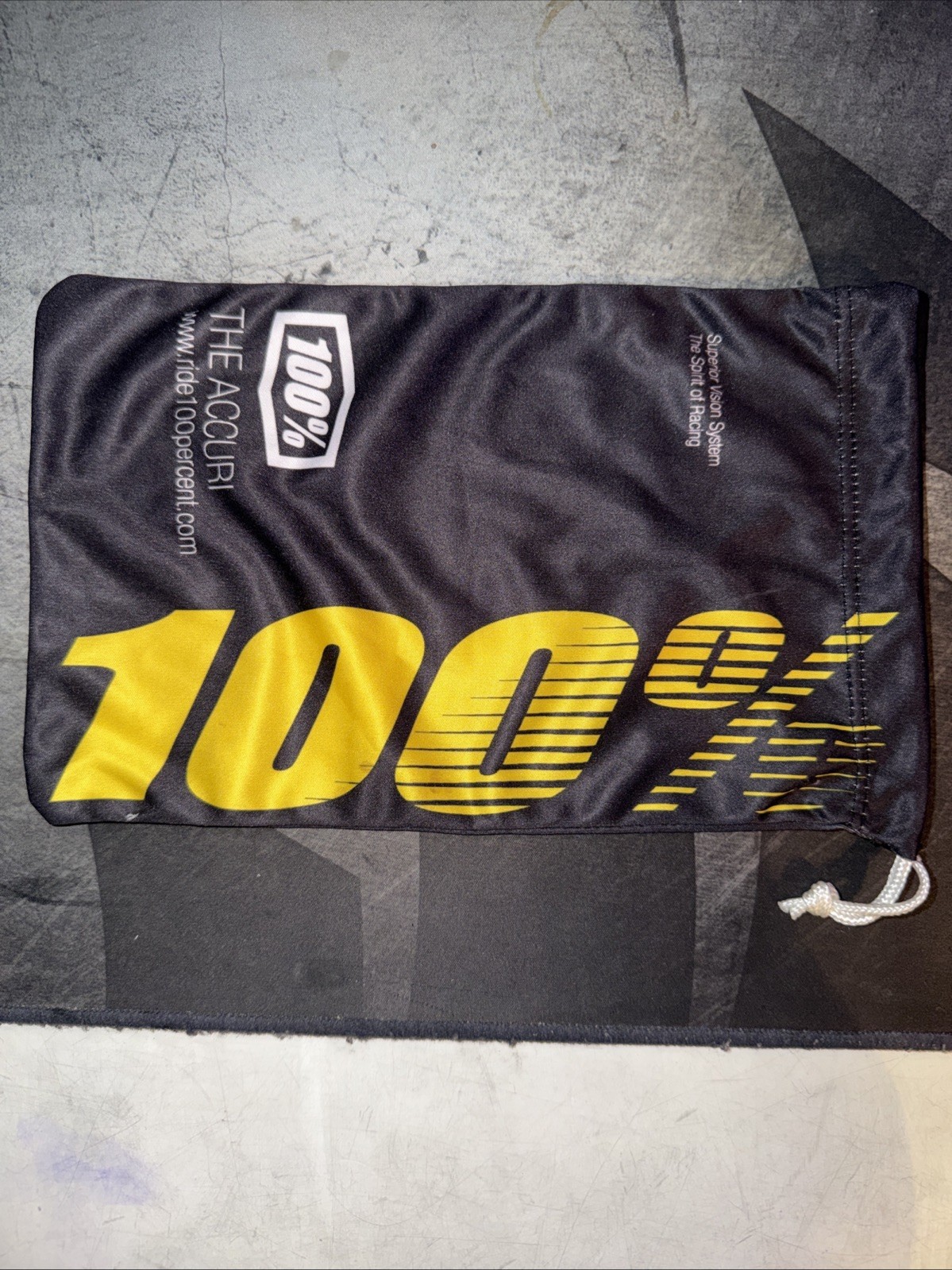 100 % Dirtbike Goggles With Silk Case